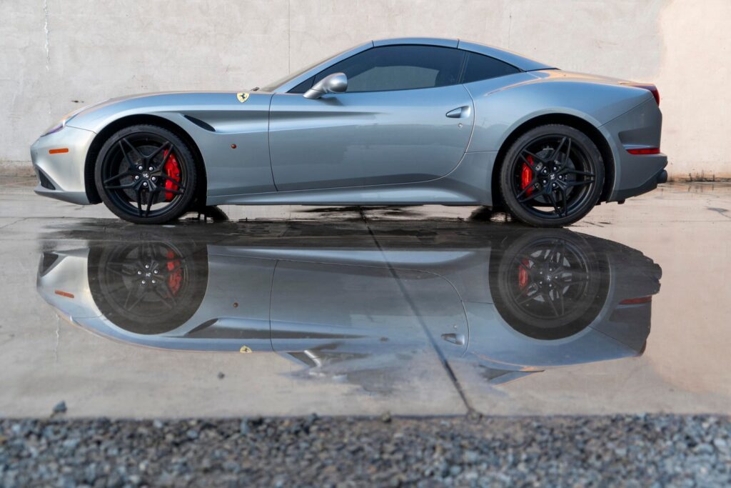 2016 Ferrari California T #219034 | Exterior View 2