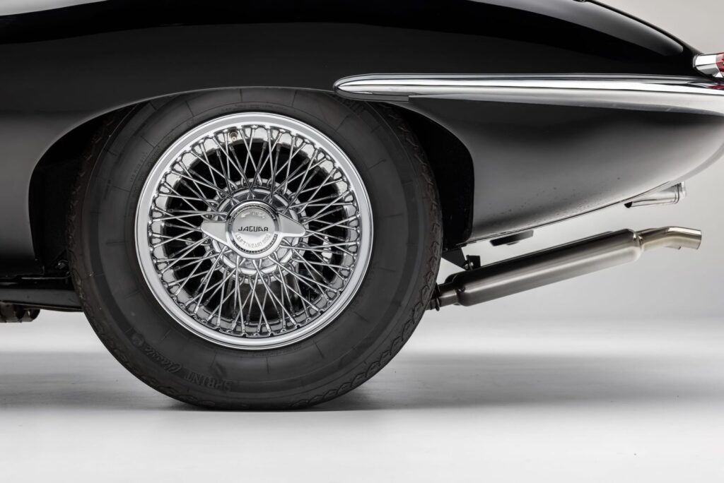 1963 Jaguar XKE #879594 | Exterior View 5