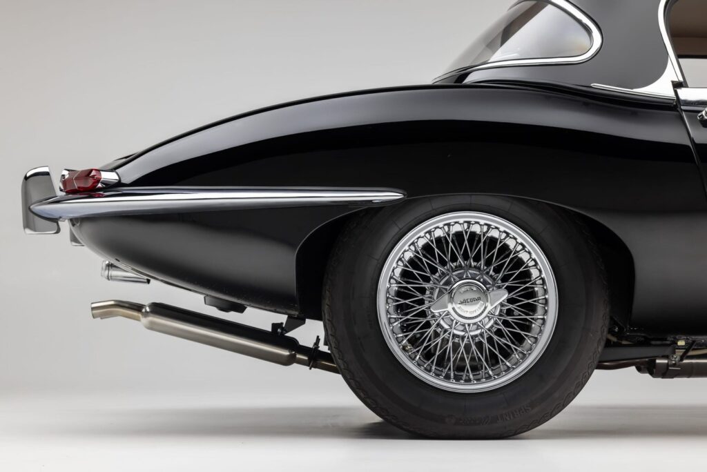 1963 Jaguar XKE #879594 | Exterior View 7