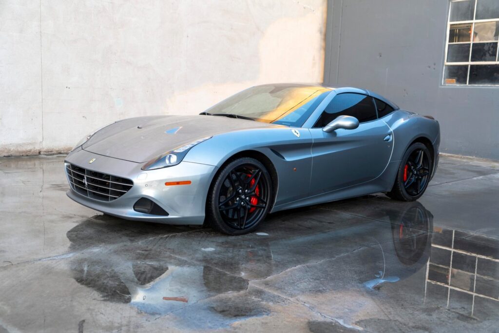 2016 Ferrari California T #219034 | Exterior View 45