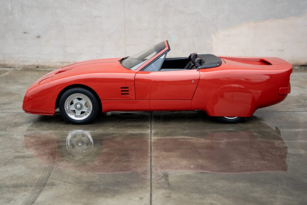 1969 Ferrari 365 NART Speciale Spyder #12611GT | Exterior View 28