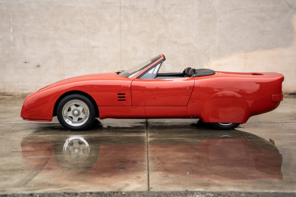 1969 Ferrari 365 NART Speciale Spyder #12611GT | Exterior View 30