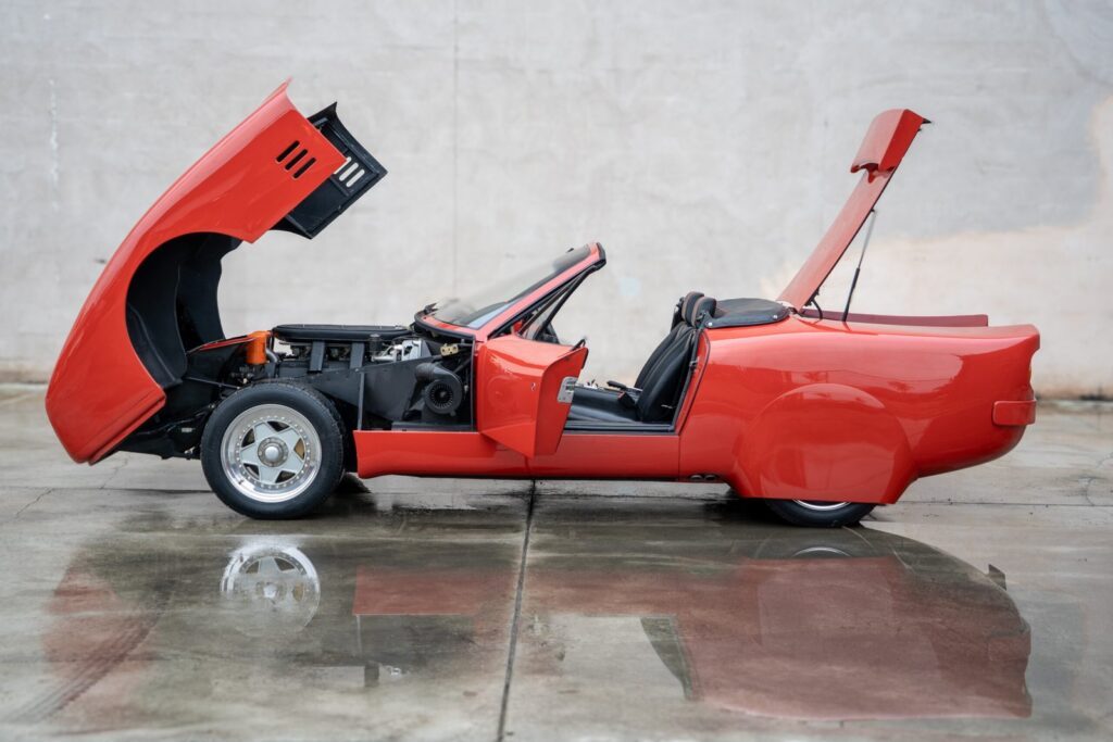 1969 Ferrari 365 NART Speciale Spyder #12611GT | Exterior View 43