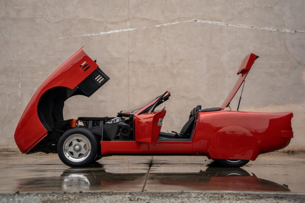 1969 Ferrari 365 NART Speciale Spyder #12611GT | Exterior View 46