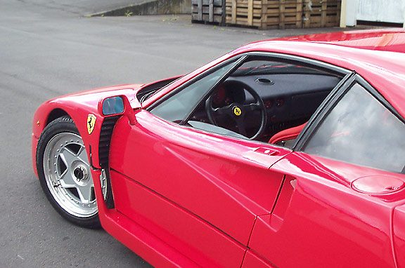 1990 Ferrari F40 #85034 | Exterior View 12